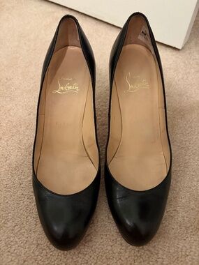 Christian Louboutin Black Leather Classic Pumps